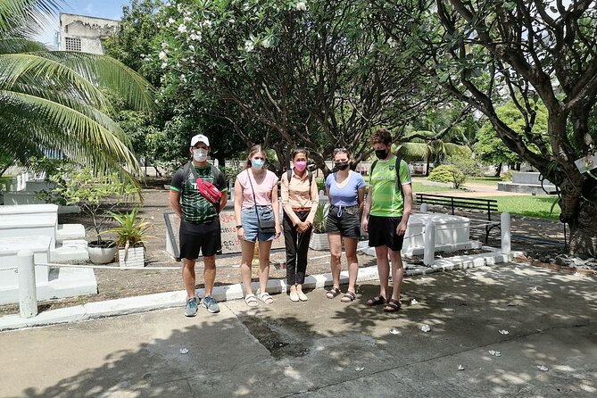 Killing field and Toul Sleng genocide museum Tour - Choeung Ek: a quiet place with a terrible past