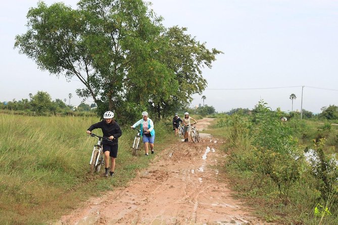 Killing Field & Paddy Rice Fields Tuk Tuk Adventure - Returning to Phnom Penh after eight hours