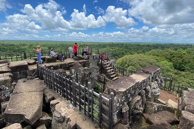 Koh Ker Temple Group & Beng Mealea Full-Day Join-in Tour - The guides are a major part of the value