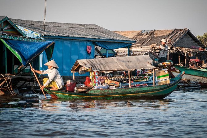 Kompong Khleang Floating Village & Tonle Sap Lake - Private Day Tour - Damdek snacks: bamboo sticky rice and bakery treats