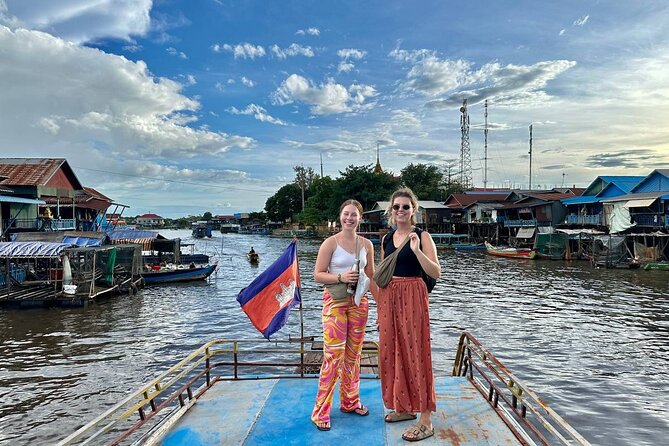 Kompong Phluk Floating Village Half-Day Tour ( Morning / Sunset ) - From Siem Reap to the village by minivan and boat