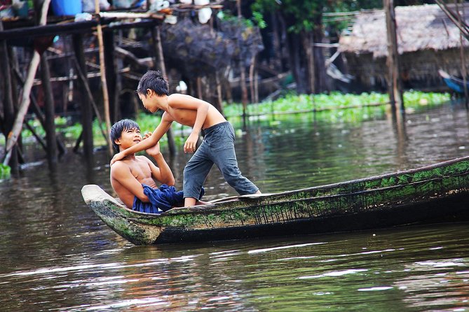 Kompong Phluk Floating village & Mangrove forest cruise - What the $105 price really covers