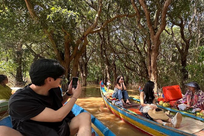 Kompong Phluk Floating village & Mangrove forest cruise - The guide can make or break the outing