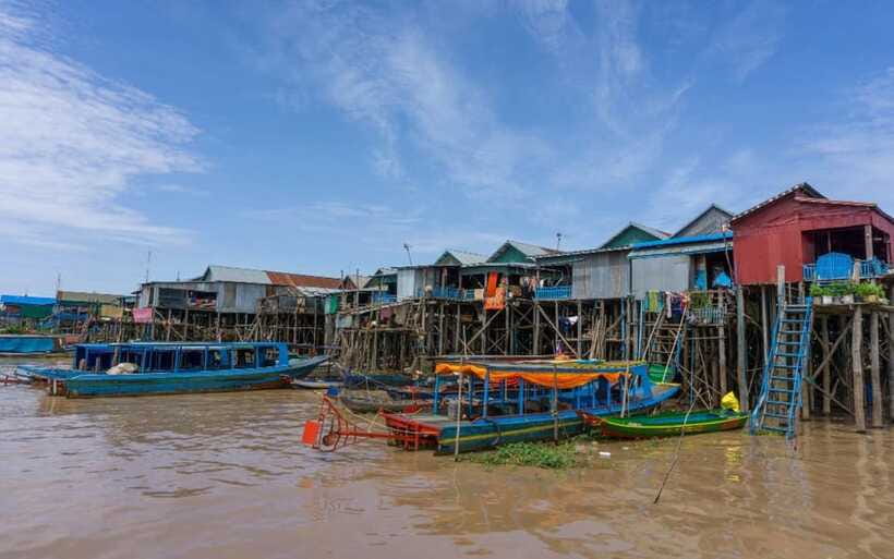 Kompong Pluk Tour - Sunset at the floating café