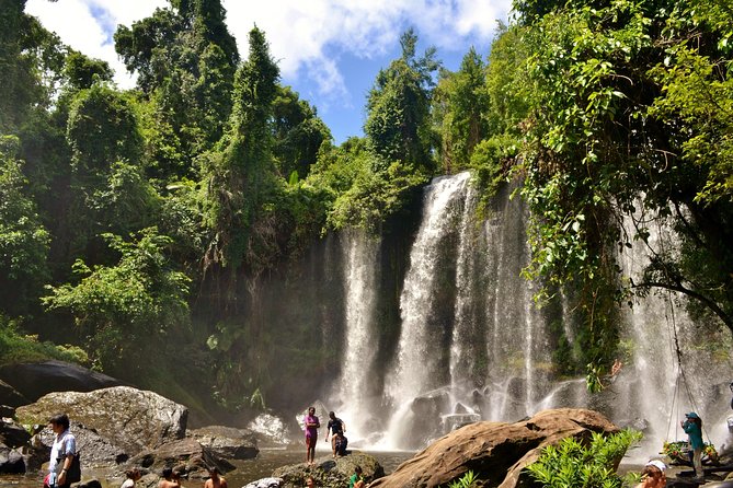Kulen Waterfall and 1000 Lingas River Private Tour - Guide service and the feel of the day