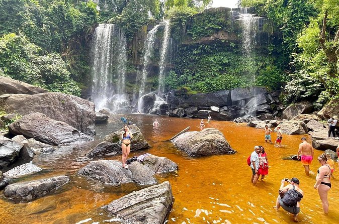 Kulen Waterfall and Banteay Srei -Lady Temple - What the private format changes