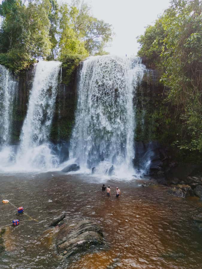 Kulen Waterfall: Rise and Shine with Cliff, Village w/ Guide - Guides, languages, and the value of private travel