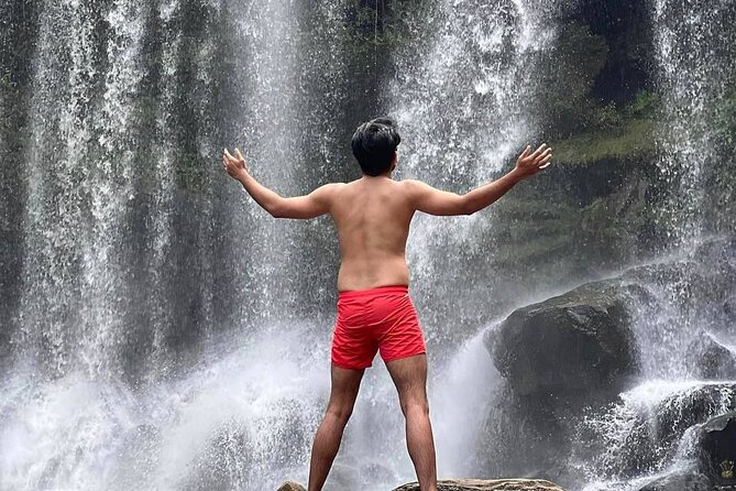 Kullen Waterfall Park with Small Group included entrance fee - Preah Ang Thom and the reclining Buddha