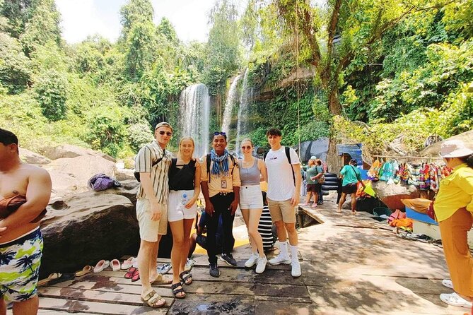 Kullen Waterfall Park with Small Group included entrance fee - The quarry stop on the climb