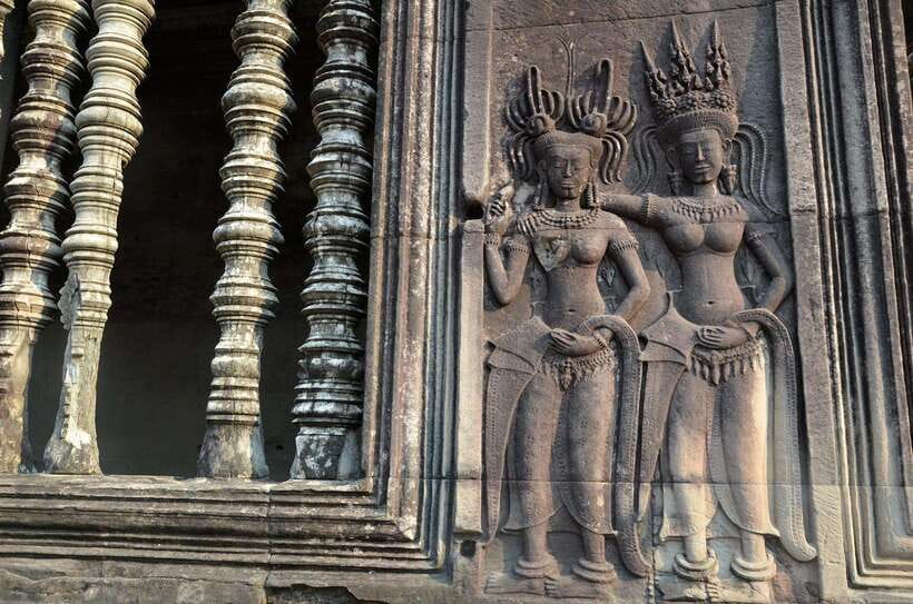 Luxury Private 2-Day Angkor Wat with English or German Guide - Preah Khan to Pre Rup on the Grand Circuit
