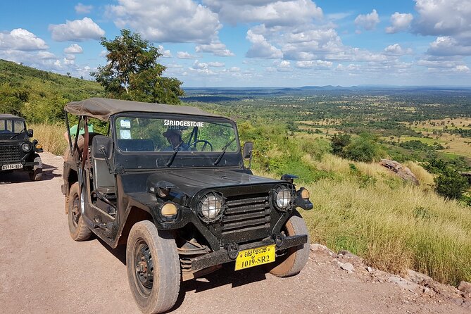 Magical Kulen Mountain by Cambodiajeep - Khmer lunch in a local restaurant