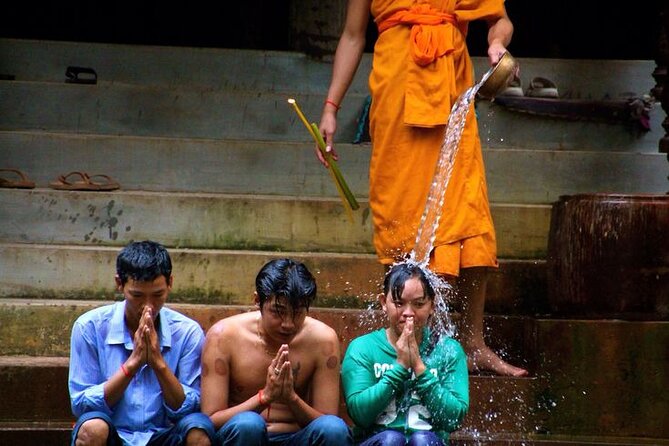 Monk Blessing Ceremony - Why the Guide Matters