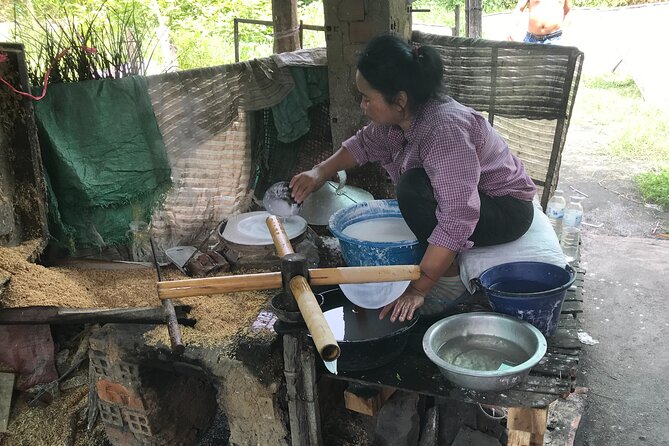 Morning village tour Livelihood tour with Local Product discover - Sticky rice cooking in bamboo tubes