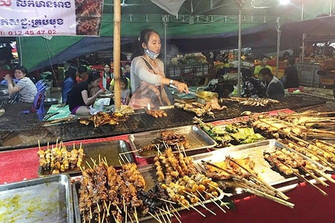 Night Street Tour in Siem Reap - Sunset drinks beside Angkor Wat
