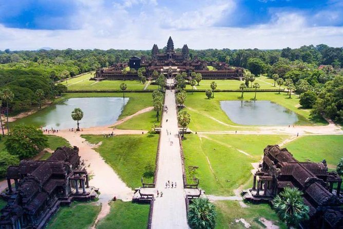 One day Angkor temple tour with private driver - Lunch is a break, not part of the price