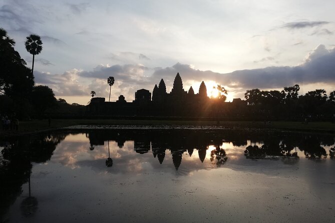 One Day Angkor World Heritage Tour - A comfortable car can make the difference