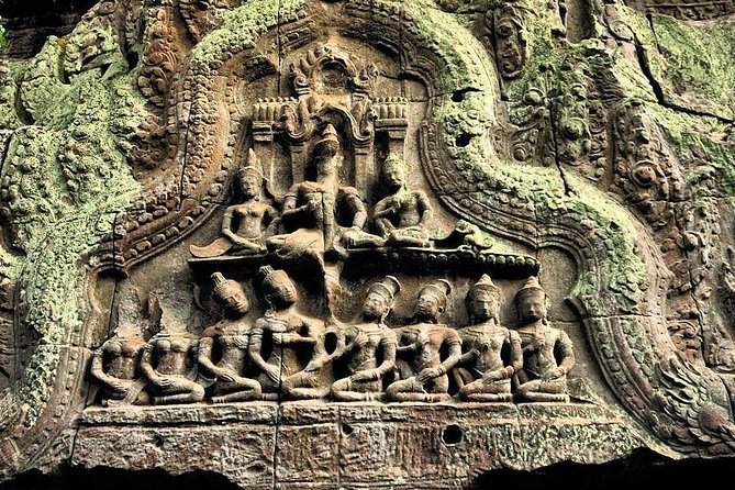 One Day Private Guide Tour of Angkor Thom, Bayon, Ta Phrom & Angkor Wat - Transport, water, and the practical details