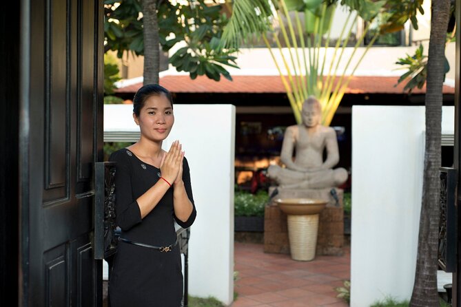 One Day Private Guide Tours History in Phnom Penh Incl. admission - Choeung Ek: the hardest stop of the day
