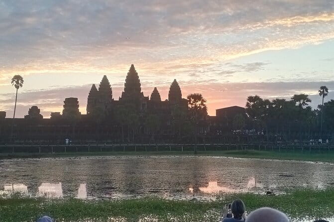One Day Sunrise Private Tour at Angkorwat with Major Temples - Why the sunrise start is worth the lost sleep