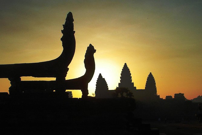 One Day tour with sunrise in car with A/C or Van & Guide. - Comfort, pace, and practical limits