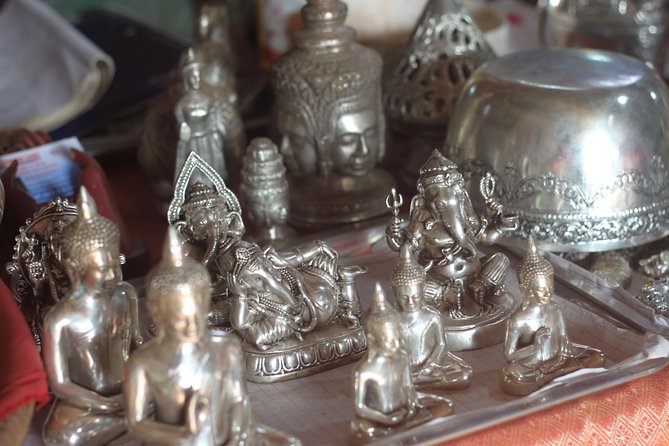 Oudong Mountain And Floating Village Cycle Tour - Meeting artisans in silver and bronze craft villages