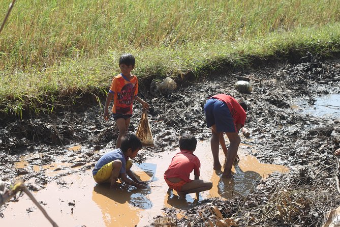 Oudong Mountain And Floating Village Cycle Tour - Ferry crossing and a Khmer lunch