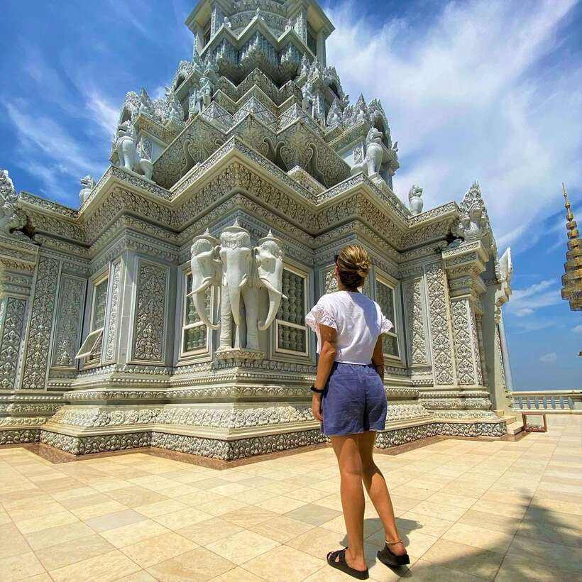 Oudong Mountain & Phnom Baset Private Tours from Phnom Penh - What the private vehicle adds