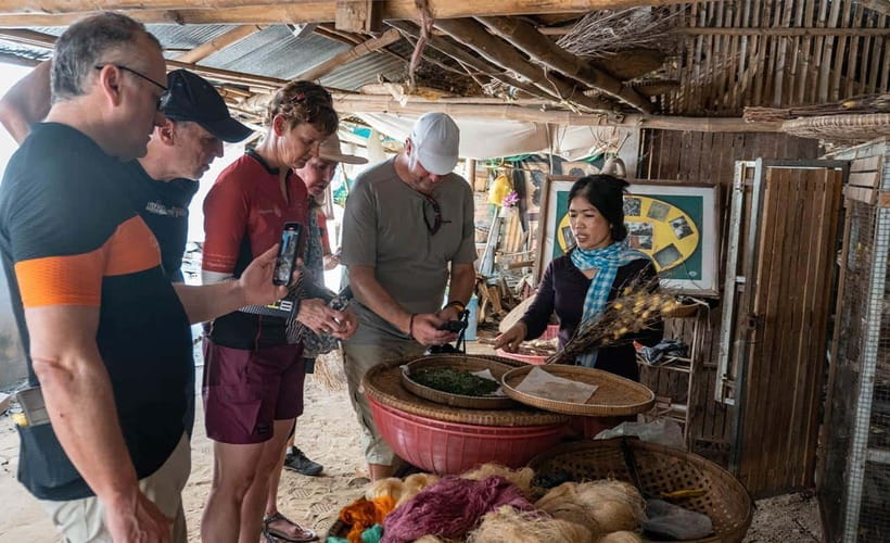 Phnom Penh: Bike & Boat Tour / E-Bike Available - The Mekong, Tonle Sap and Four Faces River