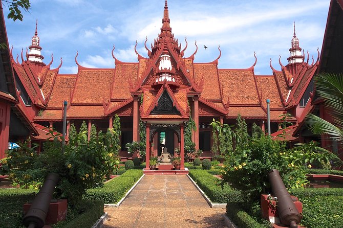 Phnom Penh City Tour, Silver Pagoda, Genocide Museum, Killing Fields - What the $65.67 price really covers