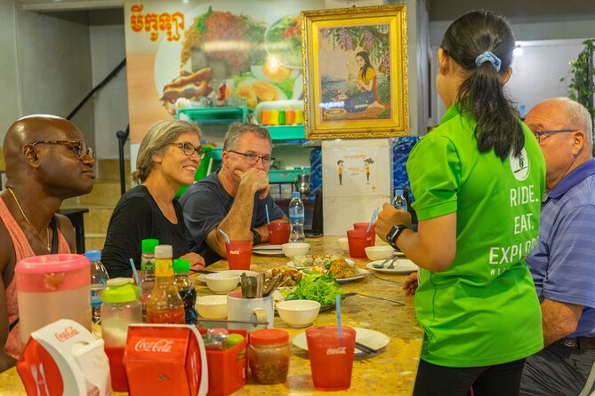 Phnom Penh Evening Foodie Vespa Tour / Tuk Tuk Available - Backstreet Bar and the 90-minute finish