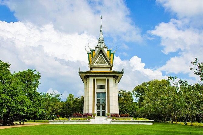 Phnom Penh Full Day Private Tour Included All Admission Tickets - What the vehicle and guide add