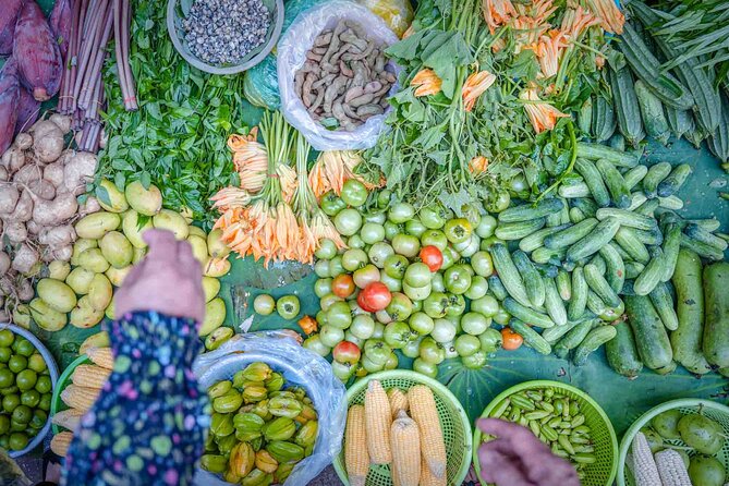 Phnom Penh Morning Market & Food Tour by Tuktuk - Includes All Food & Drinks! - Six reasons this Phnom Penh food tour works well