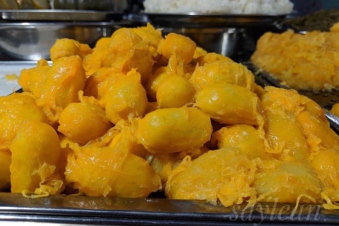 Phnom Penh Nightlife Street Food Tours - Phnom Penh Night Market: the lively final stop