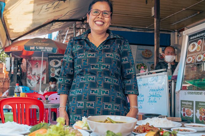 Phnom Penh’s Culinary Underground: Local Food Tour by Tuk-tuk - Eleven One Kitchen and the classic Cambodian finish