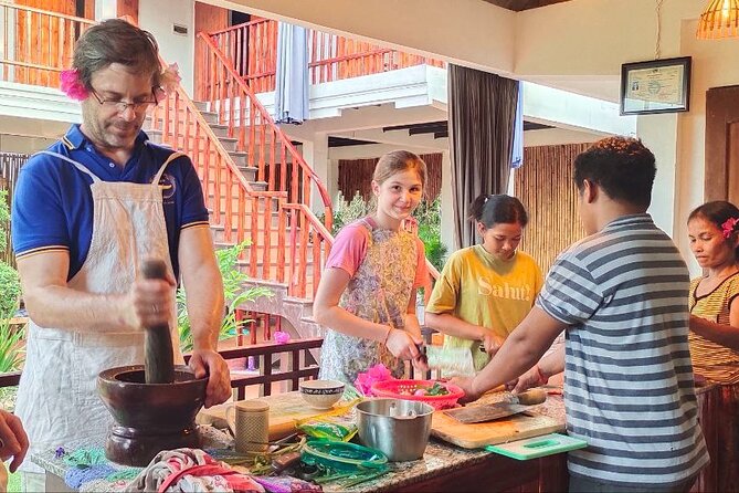 Phnom Penh’s Hands-On Khmer Cooking Class in the Countryside - Crossing the Mekong to Arey Ksat