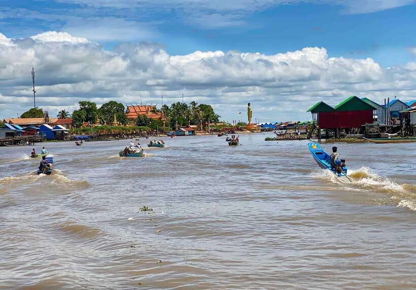 Phnom Penh - Siem Reap Road Transfer Plus Sightseeing - Who should choose this road transfer?