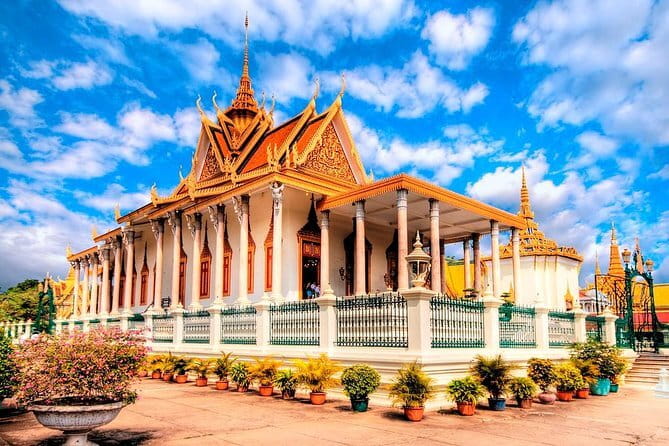 Phnom Penh to Koh Rong/Koh Rong Sanloem by Car or Minivan & Boat - What the road to Sihanoukville is like