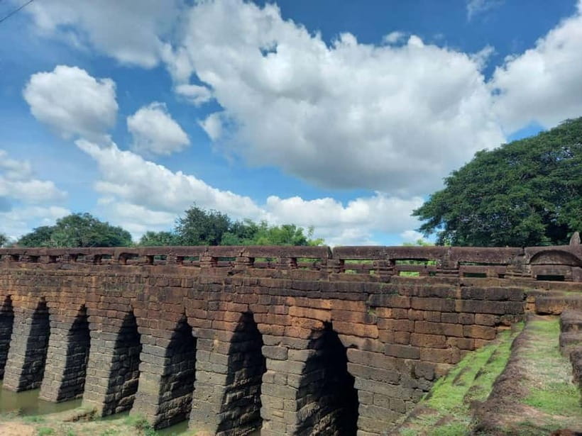 Phnom Penh to Siem Reap Through Cambodia’s Heartland - Phnom Santuk and 809 steps to a hilltop view