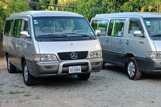 Phnom Penh to Sihanoukville by Private Car or Minivan - Choosing between an SUV, van, and bus