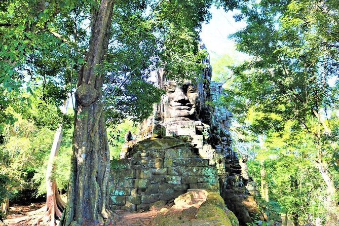 Preah Khan, Neak Pean and Pre-Rup Private Tour - Srah Srang: a quiet reservoir stop