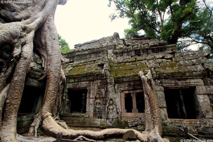 Private Angkor Sunrise, Guide Breakfast and Tuktuk included - The South Gate and the final look at Angkor Thom