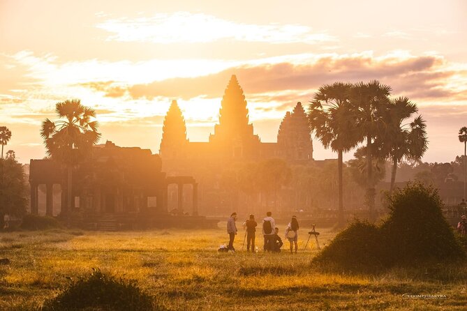 Private Angkor Sunrise Guided Tour - Comfort, clothing, and what to bring