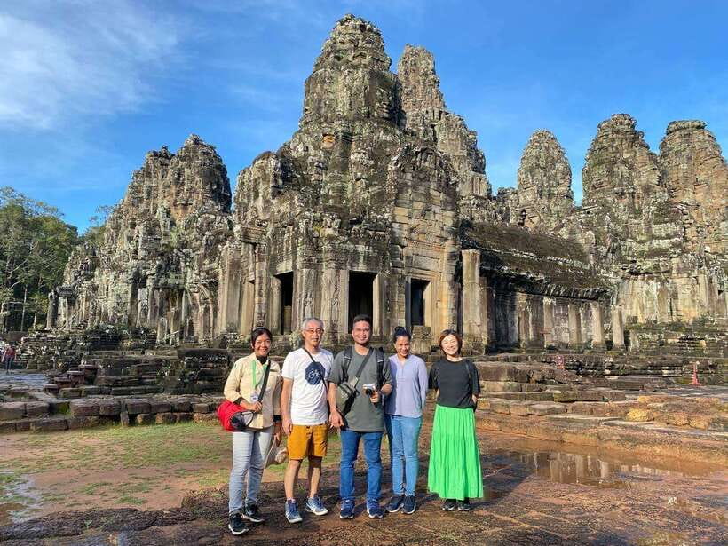 Private Angkor Wat Sunset Tour with Lunch and Snack Included - Victory Gate and the city’s wider story