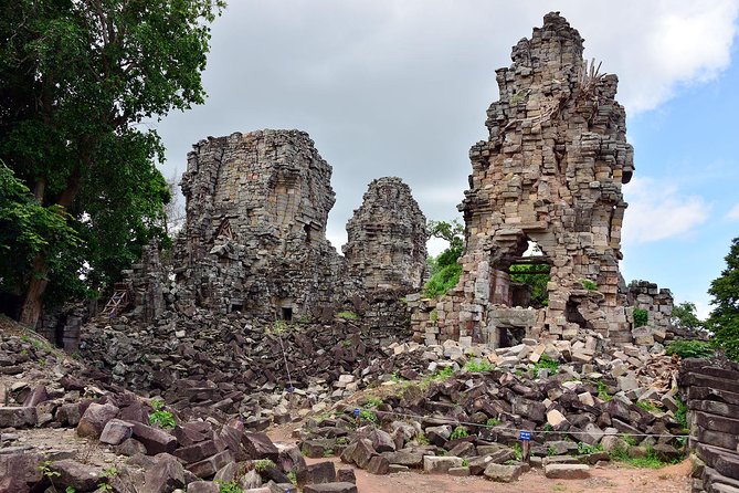 Private Banteay Chhmar, Banteay Toap & Ang Trapaeng Thma Guided Tour - Four hours among Banteay Chhmar’s ruins