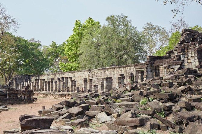 Private Banteay Chhmar, Banteay Toap & Ang Trapaeng Thma Guided Tour - The 5:00am departure and the road north