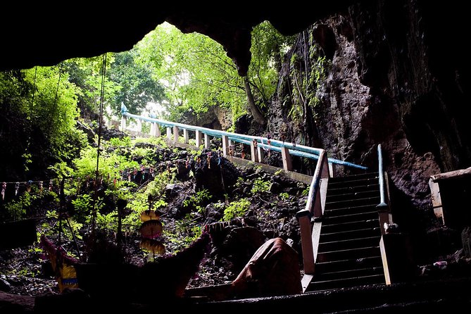 Private Battambang Full-Day Guided Tour - The ride from Siem Reap to Battambang