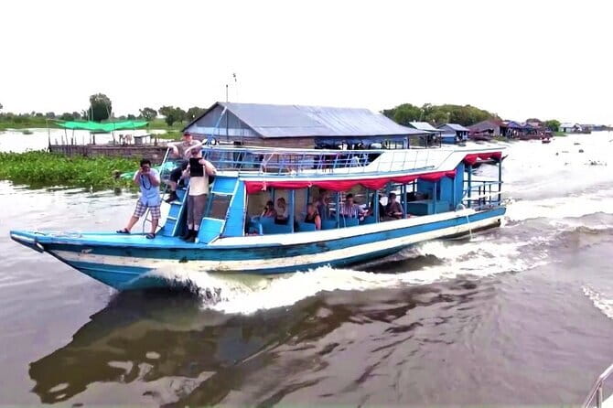 Private Boat from Battambang to Siem Reap via Tonle Sap Lake - Fishing villages, mangrove forest, and river life