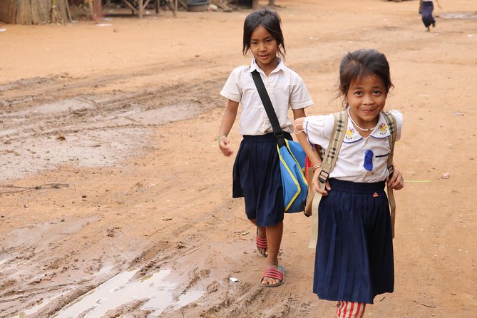 Private City Tour in Siem Reap - Artisan Angkor and handmade Khmer work