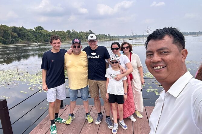 Private Day Trip to Angkor Temples with Expert Guide - Air-conditioning is a real benefit in Siem Reap