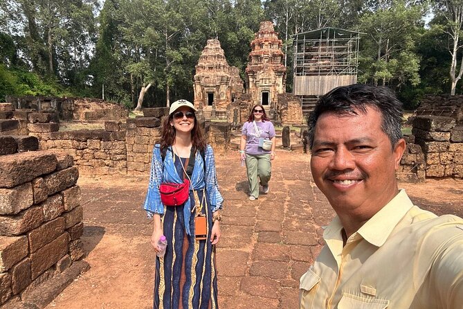 Private Day Trip to Angkor Temples with Expert Guide - What the guide adds to the temples